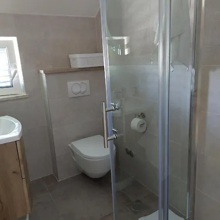 Apartment Ceratonia *