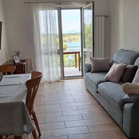 Ceratonia * Lovište